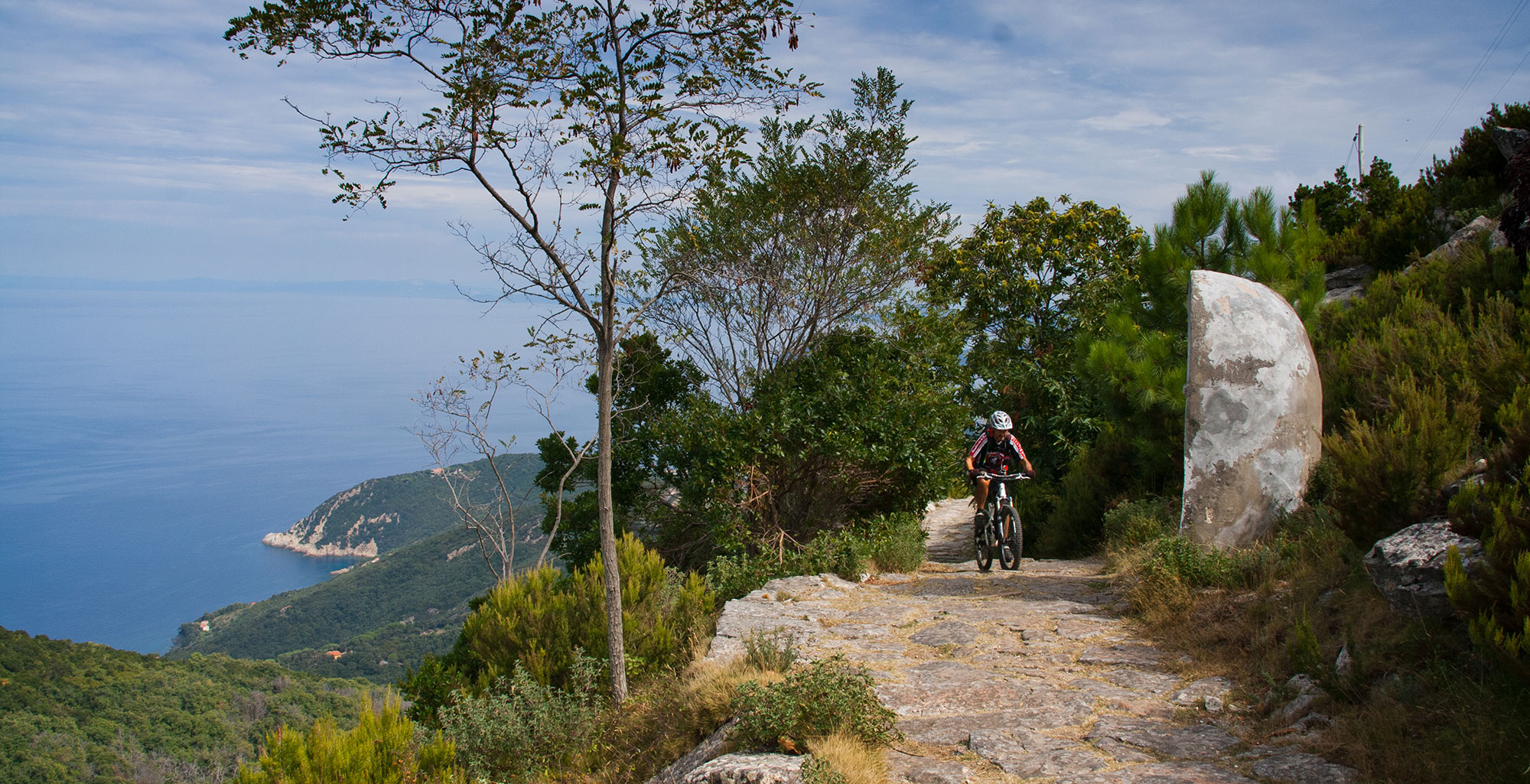 Vacances à vélo à l'Île d’Elbe Les meilleurs itineraires et hôtels à vélo