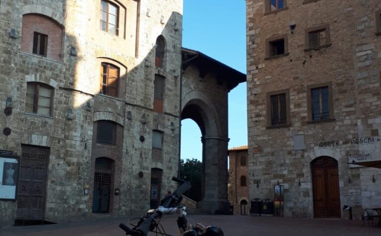 Hotel Casolare Le Terre Rosse