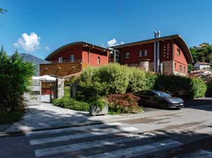 Lake Hotel La Pieve