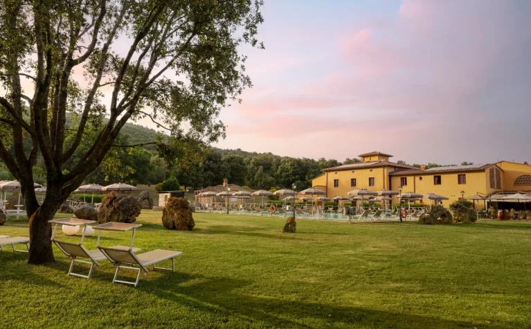 Hotel Casolare Le Terre Rosse