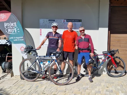 Casa BART Bike & Outdoor Hospitality