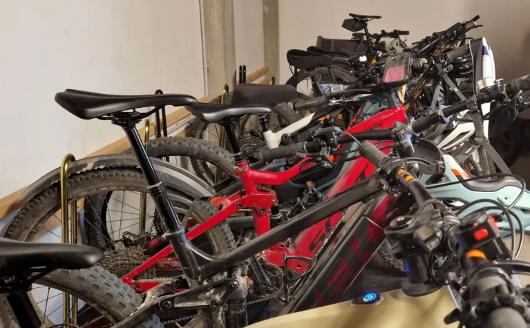 Casa BART Bike & Outdoor Hospitality